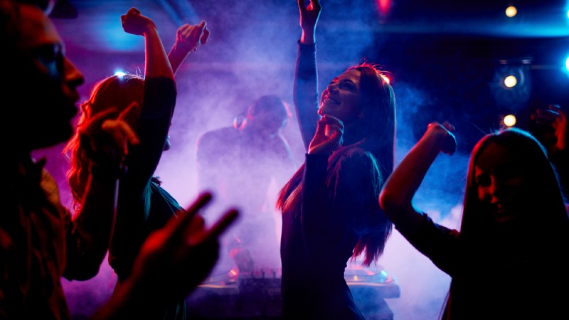 5-discotecas-de-moda-en-barcelona-2019-¡no-te-las-pierdas!