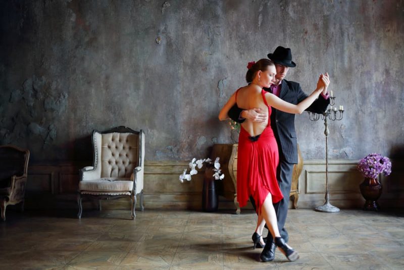donde-bailar-tango-en-barcelona-¡ruta-completa!