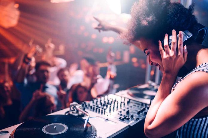 discotecas-de-reggaeton-en-barcelona