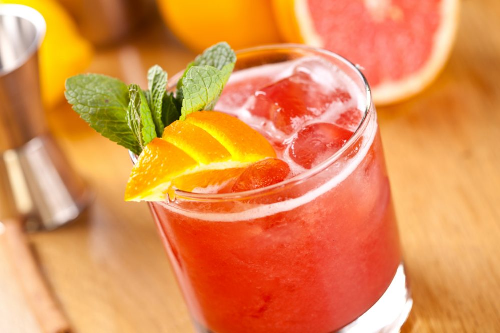 cocteles-sin-alcohol-con-granadina